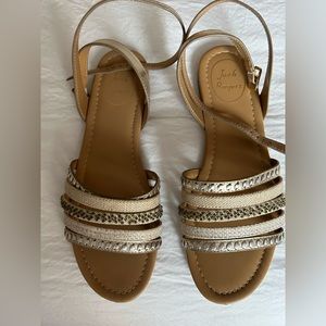 Jack Rogers Hannah strappy embellished sandal. Gold metallic. Size 8